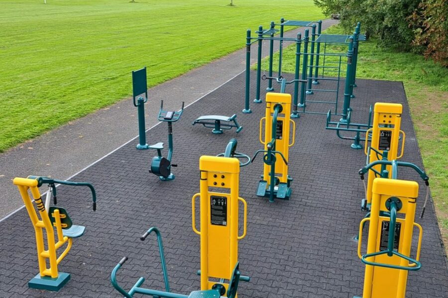 outdoor-gym-equipment-sports-clubs