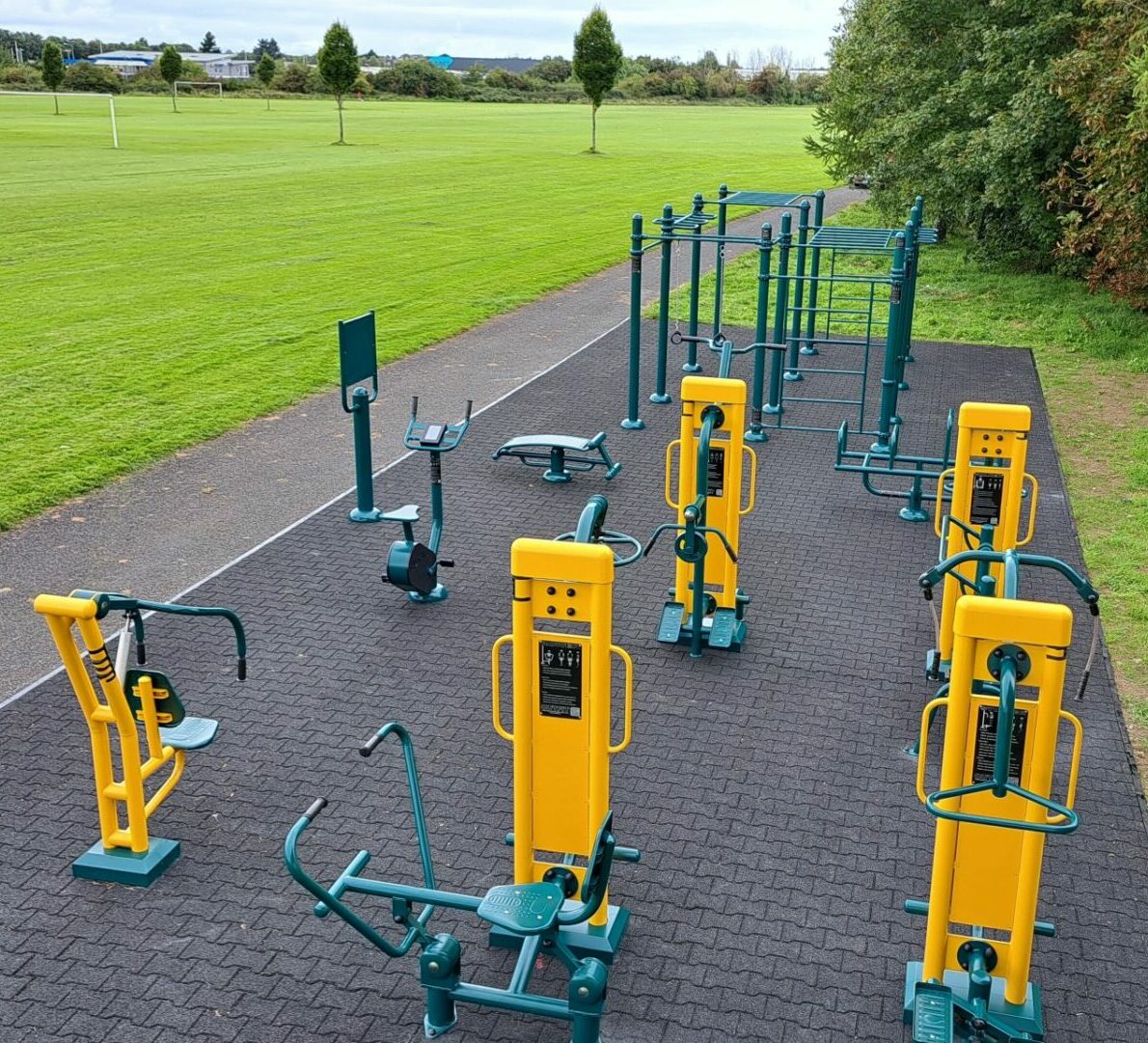 Choosing the Right Outdoor Gym Equipment for Your Sports Club